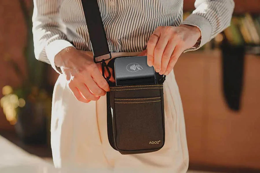 Adyen Mobile POS Holster with Sling / Waist belt